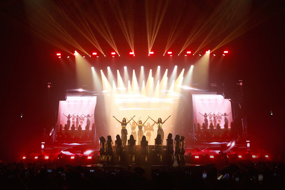 Girl group Le Sserafim during the group's first world tour, ″Flame Rises″ held last Saturday and Sunday at the Jamsil Indoor Stadium [SOURCE MUSIC]