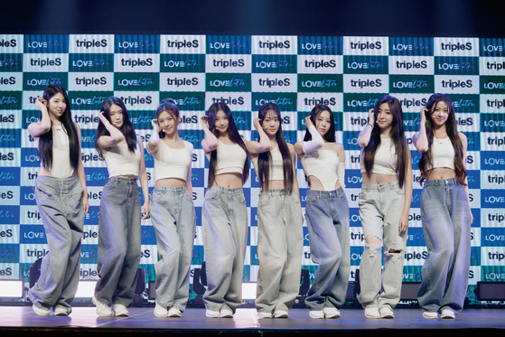 Girl group tripleS's subunit LOVElution poses for the camera during a showcase for its debut album on Thursday at the Yes24 Hall in Gwangjin District, eastern Seoul. [MODHAUS]