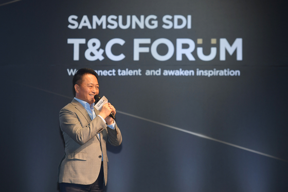 Samsung SDI CEO Choi Yoon-ho speaks at a Tech & Career Forum 2023 on Friday held in Seoul. [SAMSUNG SDI]