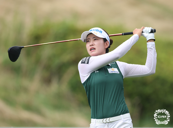 Park Min-ji hits a shot during the High 1 Resort Ladies Open at High 1 Country Club in Jeongseon County, Gangwon on Sunday. [NEWS1] 