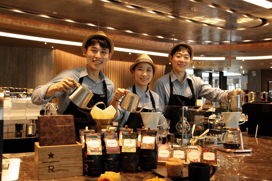 Starbucks Korea baristas [STARBUCKS KOREA]