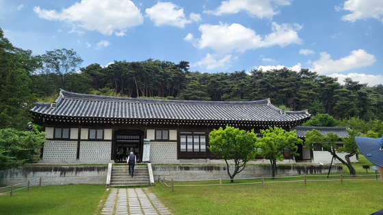 The old house where admiral Yi Sun-shin used to reside with his in-laws [YIM SEUNG-HYE] 