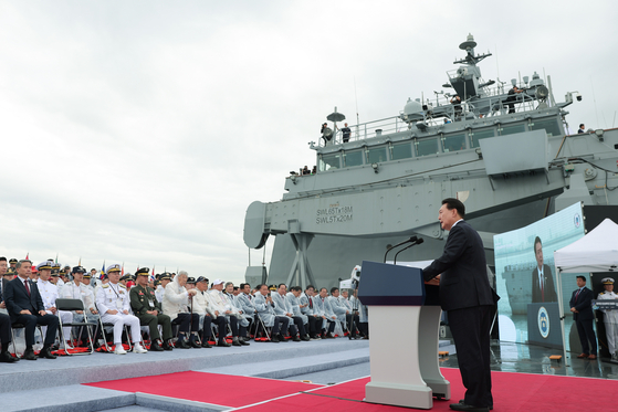 President Yoon Suk Yeol speaks during a government ceremony on the Nojeokbong landing ship off the Incheon coast on Friday to mark the 73rd anniversary of a historic amphibious landing operation in the 1950-53 Korean War. [JOINT PRESS CORPS]