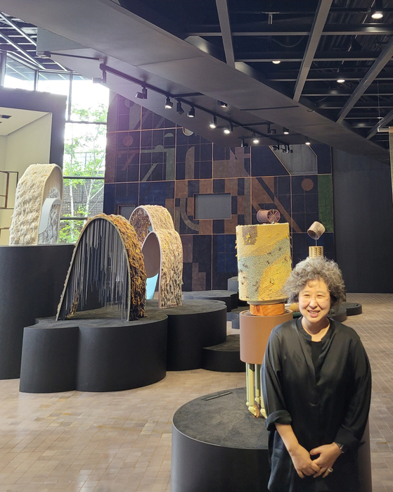 Artist Suki Seokyeong Kang during the press preview of her solo show ″Willow Drum Oriole″ at Leeum Museum of Art in Seoul.  [MOON SO-YOUNG]