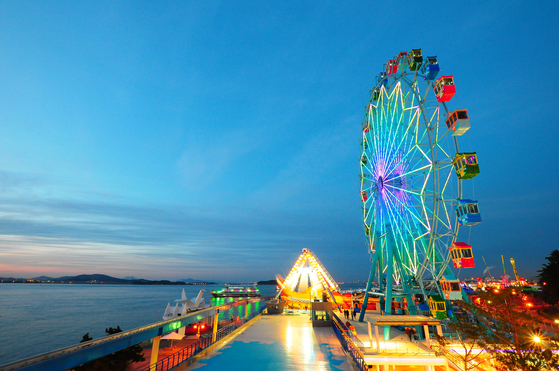 Wolmi Island in Jung District, Incheon, is home to the famous Wolmi Theme Park. [JOONGANG PHOTO]