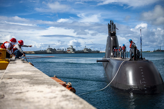 The Son Won-Il-class submarine ROKS Jeong Ji docks at U.S. Naval Base Guam in the western Pacific on Sept. 28. [REPUBLIC OF KOREA NAVY]
