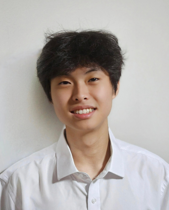 J Yoon Noh, Seoul International School 12th grade