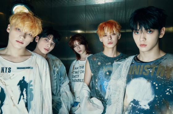 Tomorrow X Together's latest album "The Name Chapter: Freefall" landed No. 3 on Billboard 200, making the boy band the only K-pop artist to have three albums land on the chart this year. [BIGHIT MUSIC]
