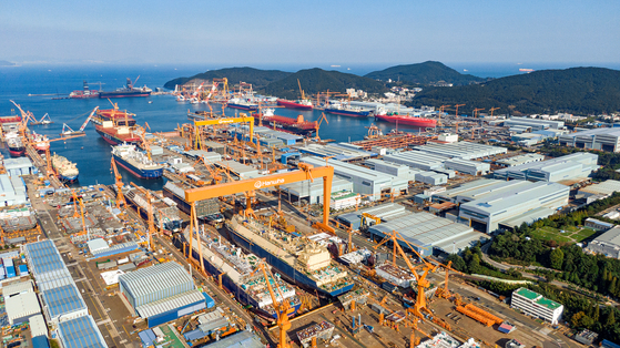The picture shows Hanwha Ocean's Geoje Shipyard in South Gyeongsang. Following the acquisition of Daewoo Shipbuilding & Marine Engineering by the Hanwha Group, the distinctive orange color of Hanwha now envelops the site, erasing any traces of its Daewoo heritage. [HANWHA OCEAN]