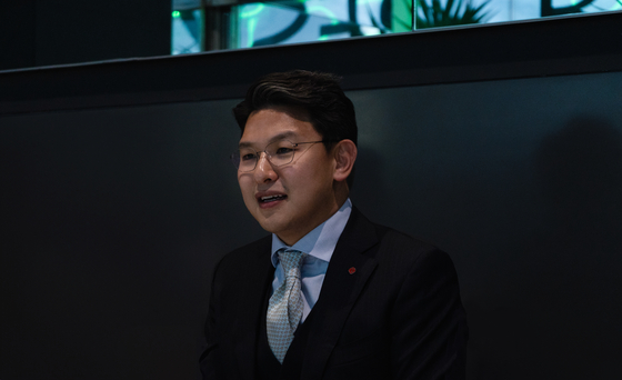 Lotte Biologics CEO Richard Lee speaks during a press event held in Barcelona, where the CPHI Worldwide 2023 took place, on Wednesday. [LOTTE BIOLOGICS]