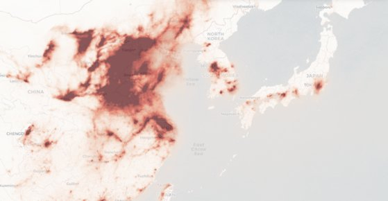 Regions in northern China that have suffered from a high concentration of nitrogen dioxide in the past two weeks appear in red on a data image from the Copernicus Sentinel satellite. [EUROPEAN SPACE AGENCY]