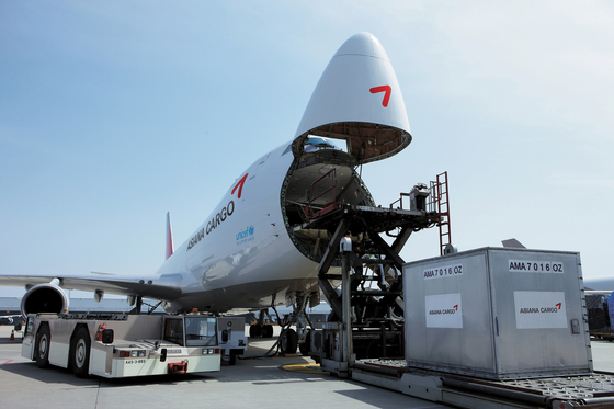 A cargo plane of Asiana Airlines [ASIANA AIRLINES]