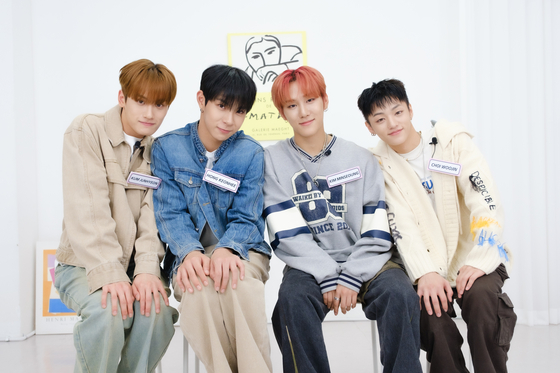 TIOT sat down with the Korea JoongAng Daily and Celeb Confirmed to talk about the band and answer questions from fans around the world. [CHO YONG-JUN]