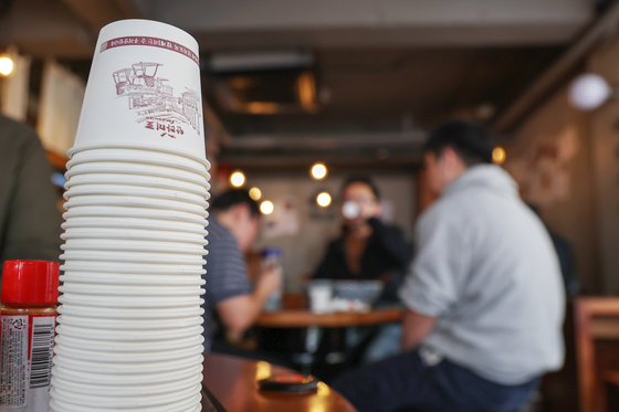 Government scraps plan to ban paper cups
