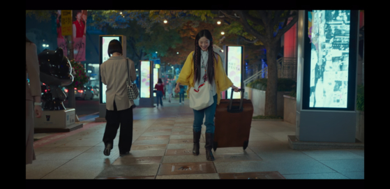 In ″Strong Girl Nam-soon,″ Nam-soon first arrives in Korea and heads to K Star Road in Apgujeong-dong in Gangnam District, southern Seoul. [SCREEN CAPTURE] 