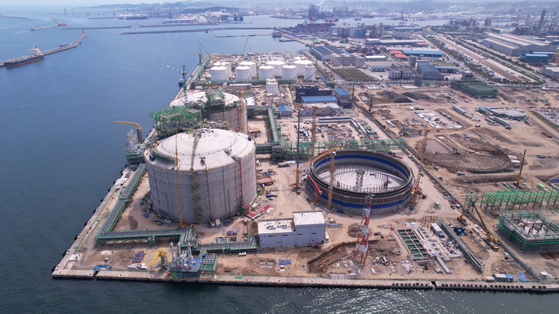 The Korea Energy Terminal in north Ulsan, pictured, which is a port terminal for LNG exports and imports, is expected to commence operations in the second half of 2024. [SK GAS]