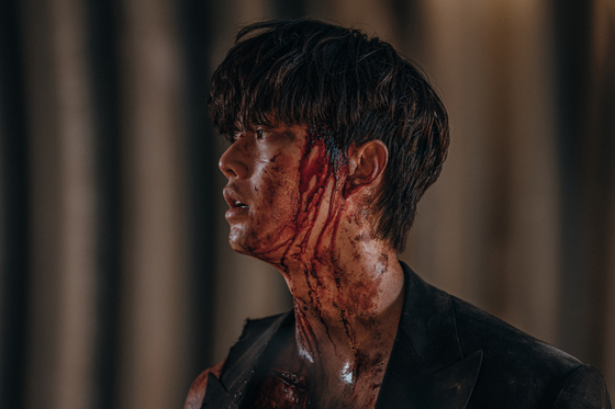 Song Kang plays Hyun-soo, the protagonist of the Netflix series ″Sweet Home″ who must fight his way out of the monster-ridden Green Home amid an apocalypse. [NETFLIX]
