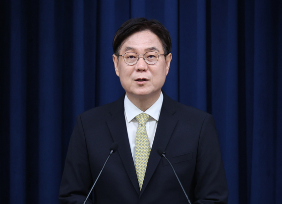 Lee Kwan-sup, senior presidential secretary for policy planning. [YONHAP]