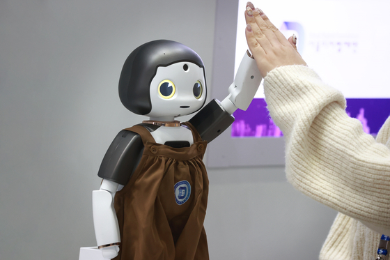 A social robot for children and older adults is displayed at the Softwave 2023 exhibition held at Coex in Gangnam District, southern Seoul, on Wednesday. [YONHAP]