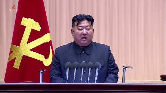 Kim Jong-un speaks before an audient at an event on Sunday. [KOREAN CENTRAL TV/YONHAP]
