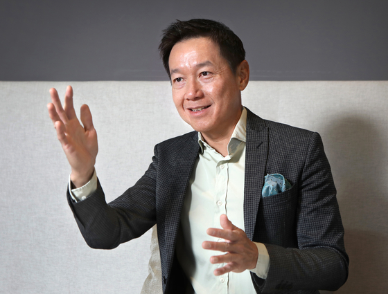 Vincent Ong, vice president of Hilton’s full-service brands in Asia-Pacific, speaks to the Korea JoongAng Daily on Nov. 28, at DoubleTree by Hilton Seoul Pangyo in Gyeonggi. [PARK SANG-MOON]