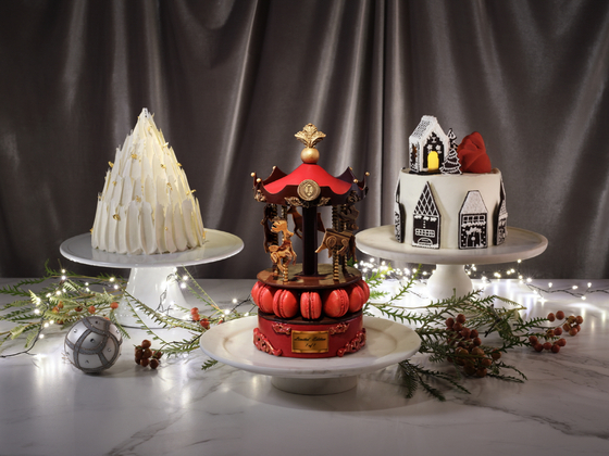 Christmas cakes offered at Grand InterContinental Seoul Parnas in Gangnam District, southern Seoul [GRAND INTERCONTINENTAL SEOUL PARNAS]