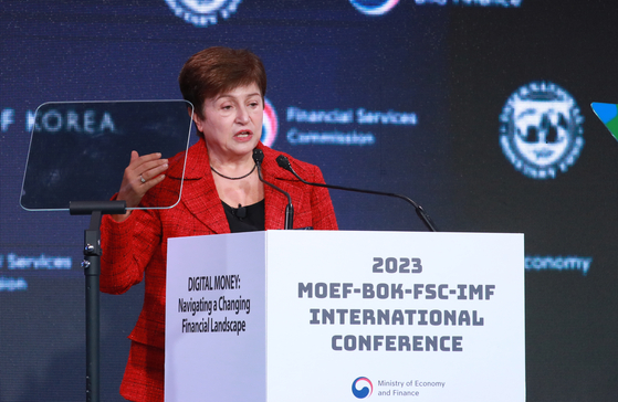 International Monetary Fund (IMF) Managing Director Kristalina Georgieva gives a speech at a conference hosted by the Korean government and the IMF at the Four Seasons Seoul Hotel in central Seoul on Thursday. [MINISTRY OF ECONOMY AND FINANCE]