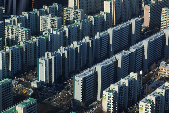Apartment buildings in Korea [YONHAP]