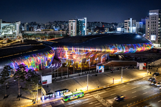 A media facade is on display at the Dongdaemun Design Plaza in central Seoul, in December 2023 [JOONGANG PHOTOS]