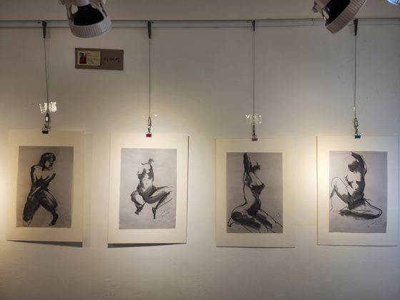 Nude croquis by amateur artists at the exhibit at Seokmodo Gallery in Incheon, on Dec. 2 [YOO JU-HYUN]