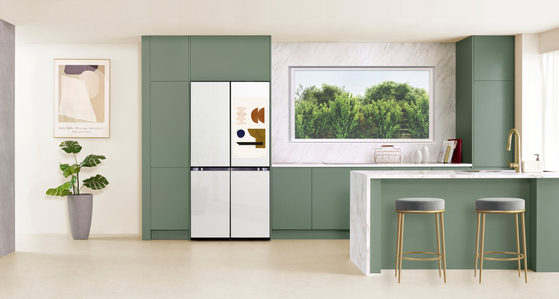 Samsung Electronics brings AI experience to kitchen with its latest recipe-designing fridge 2024 Bespoke 4-Door Flex Refrigerator with AI Family Hub+. [SAMSUNG ELECTRONICS]