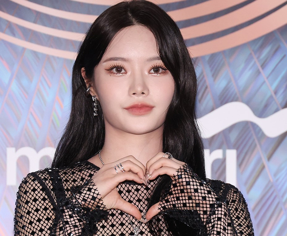 Keena of Fifty Fifty attends the 38th Golden Disc Awards held at Jakarta International Stadium on Saturday [JOONGANG PHOTO]