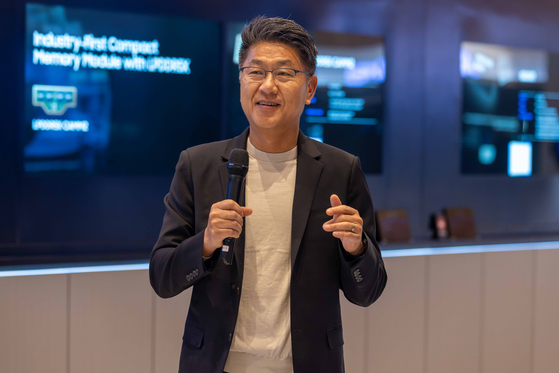 Han Jin-man, executive vice president at Samsung Electronics, heading its U.S. chip business, talks to the press on Thursday at a hotel in Las Vegas where the chip business set up a booth for CES 2024. [SAMSUNG ELECTRONICS]