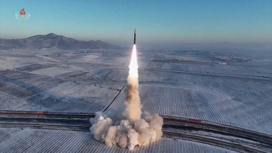 In this footage released by Pyongyang's state-controlled Korean Central Television on Dec. 19, a North Korean Hwasong-18 intercontinental ballistic missile is launched from an unspecified location toward the East Sea the previous day. [YONHAP]