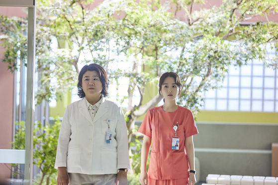 A scene from Netflix's “Daily Dose of Sunshine″ (2023), starring actors Park Bo-young, right, and Lee Jung-eun [NETFLIX]