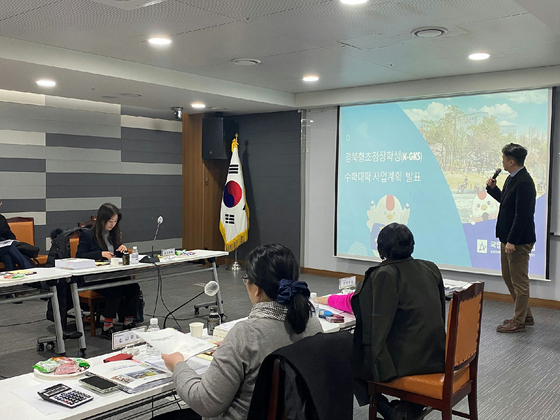 Host institutions for North Gyeongsang's scholarship discuss how to operate the scholarship program [NORTH GYEONGSANG PROVINCIAL GOVERNMENT]