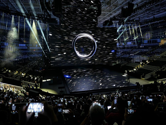 Samsung Electronics teased the Galaxy Ring at the Galaxy Unpacked 2024 event held in San Jose, California, on Wednesday local time. [YONHAP]