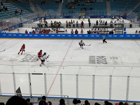 Korea, in white, compete against Turkey in women's 3x3 ice hockey at the Gangwon 2024 Youth Olympics in Gangneung, Gangwon on Monday.  [JIM BULLEY]