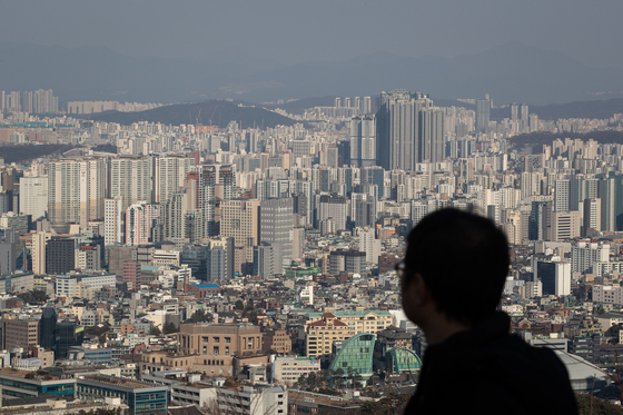 한국의 완벽한 경제 폭풍 속에서 채무 불이행, 압류 및 파산이 증가하고 있습니다.