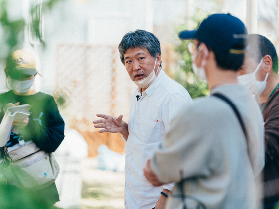 Japanese director Hirokazu Kore-eda on the set of ″Monster″ [NEXT ENTERTAINMENT WORLD]