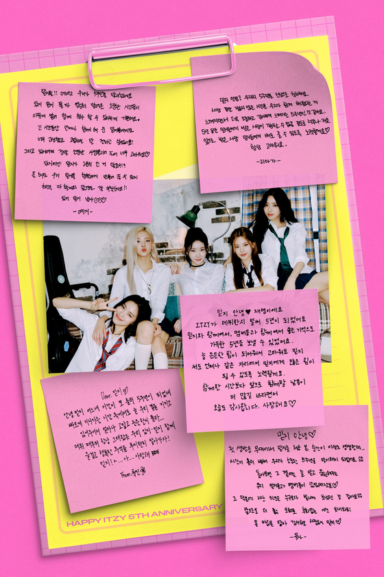 Girl group ITZY wrote messages to fans as part of the group's five year anniversary celebrations [JYP ENTERTAINMENT]