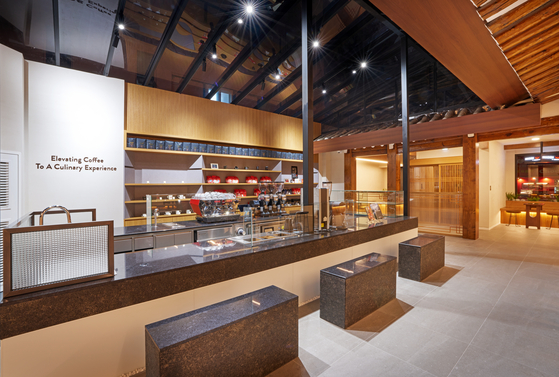 The interior of Intelligentsia Coffee's Seochon branch [MH PARTNERS]