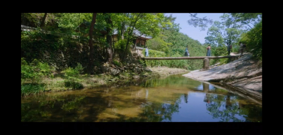 Manhyujeong, a traditional Korean pavilion in Andong, North Gyeongsang, is surrounded by a waterfall and a forest. [TVN] 