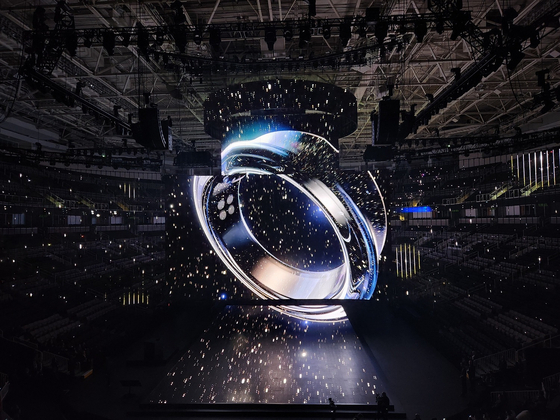 Samsung Electronics teased the Galaxy Ring at Galaxy Unpacked 2024 in San Jose, California, on Jan. 17. The electronics maker said that the smart ring will be displayed at Mobile World Congress 2024 in Barcelona, Spain. [SAMSUNG ELECTRONICS]