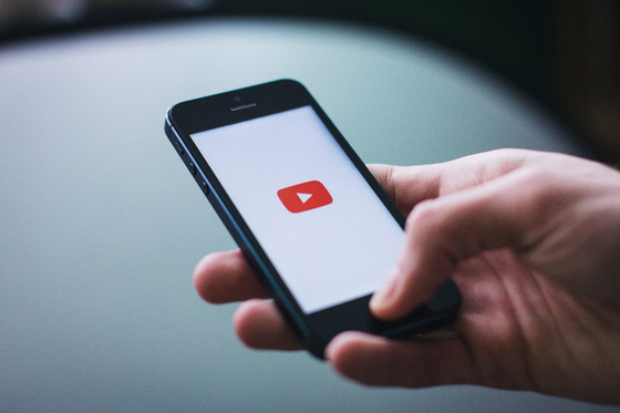 The Seoul Metropolitan Government announced Tuesday that consumers should take precautions against third-party YouTube-sharing subscriptions. [PXHERE]
