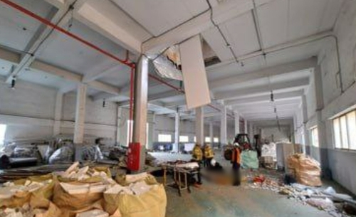 The accident scene at an abandoned factory in Osan, Gyeonggi [YONHAP]