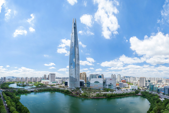 The Lotte World Tower in Jamsil, southern Seoul [LOTTE CORPORATION]