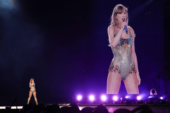 U.S. singer Taylor Swift on stage during a concert as part of her ″Eras″ world tour in Sydney on Feb. 23 [AFP/YONHAP]