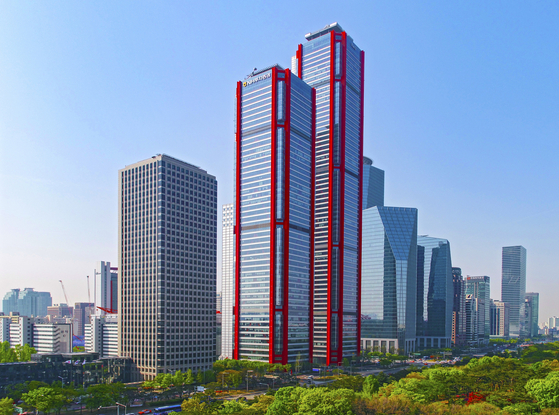 Park1 Tower, the headquarters of NH Investment & Securities in Yeouido, western Seoul [YONHAP]