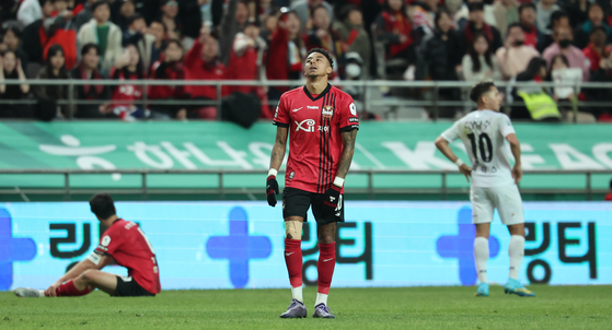 Jesse Lingard appears for FC Seoul in a K League game against Jeju United at Seoul World Cup Stadium in western Seoul on Saturday.  [NEWS1]